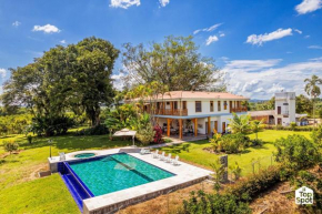 Spacious and Luxurious TopSpot Very Close to Armenia!